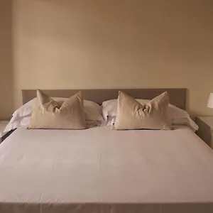  Apartment Dalla Mirella