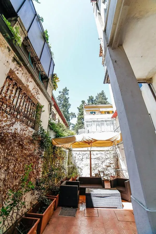 Traditional Apt Close To The Duomo - Private Yard! Apartman Firenze Olaszország